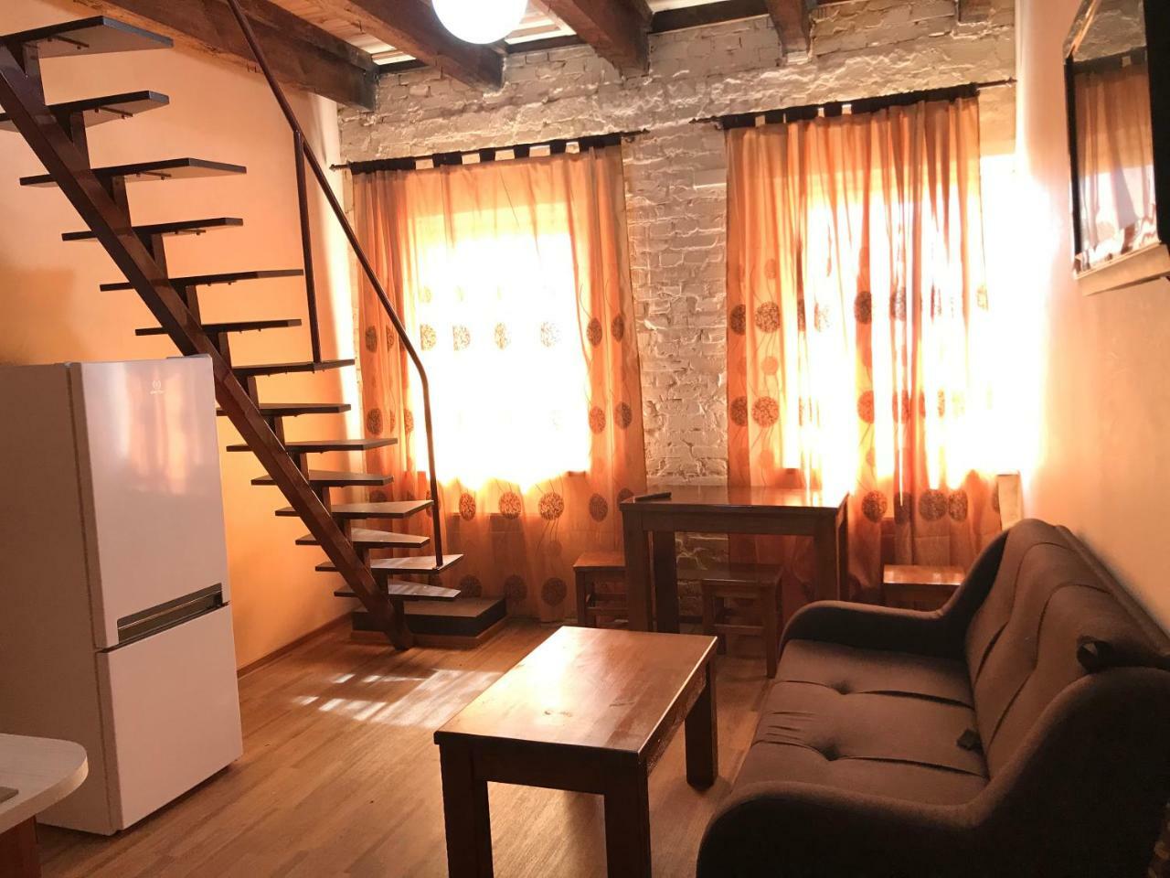 Two-Floor Apartments And Studio 2-Х Этажные Апартаменты И Студия В Самом Центре Charkov Buitenkant foto